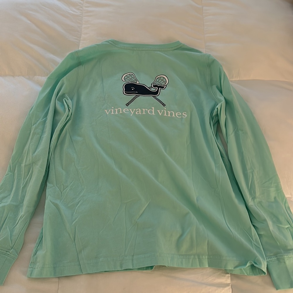 Vineyard Vines t-shirt - Picture 2 of 5